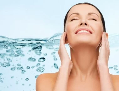 Δείτε με ποιο τρόπο μπορείτε να φτιάξετε φυσικό υαλουρονικό οξύ